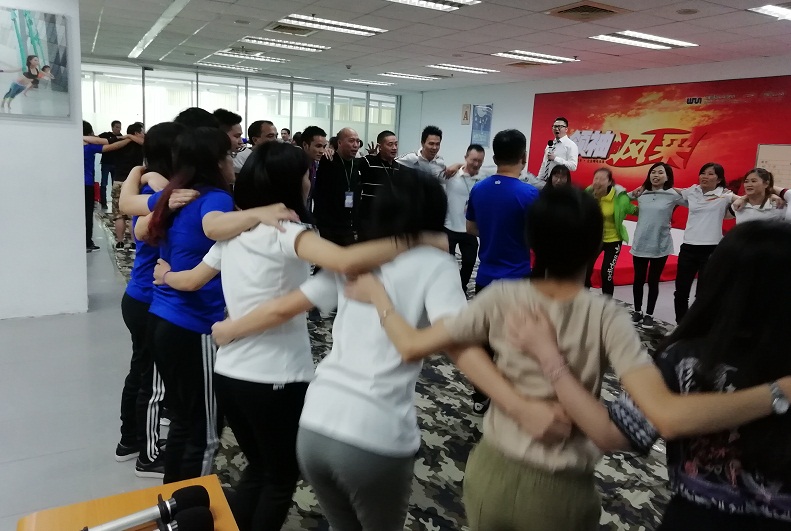 團隊激勵培訓(xùn)課程方案、團隊激勵游戲、團隊激勵培訓(xùn)講師專題